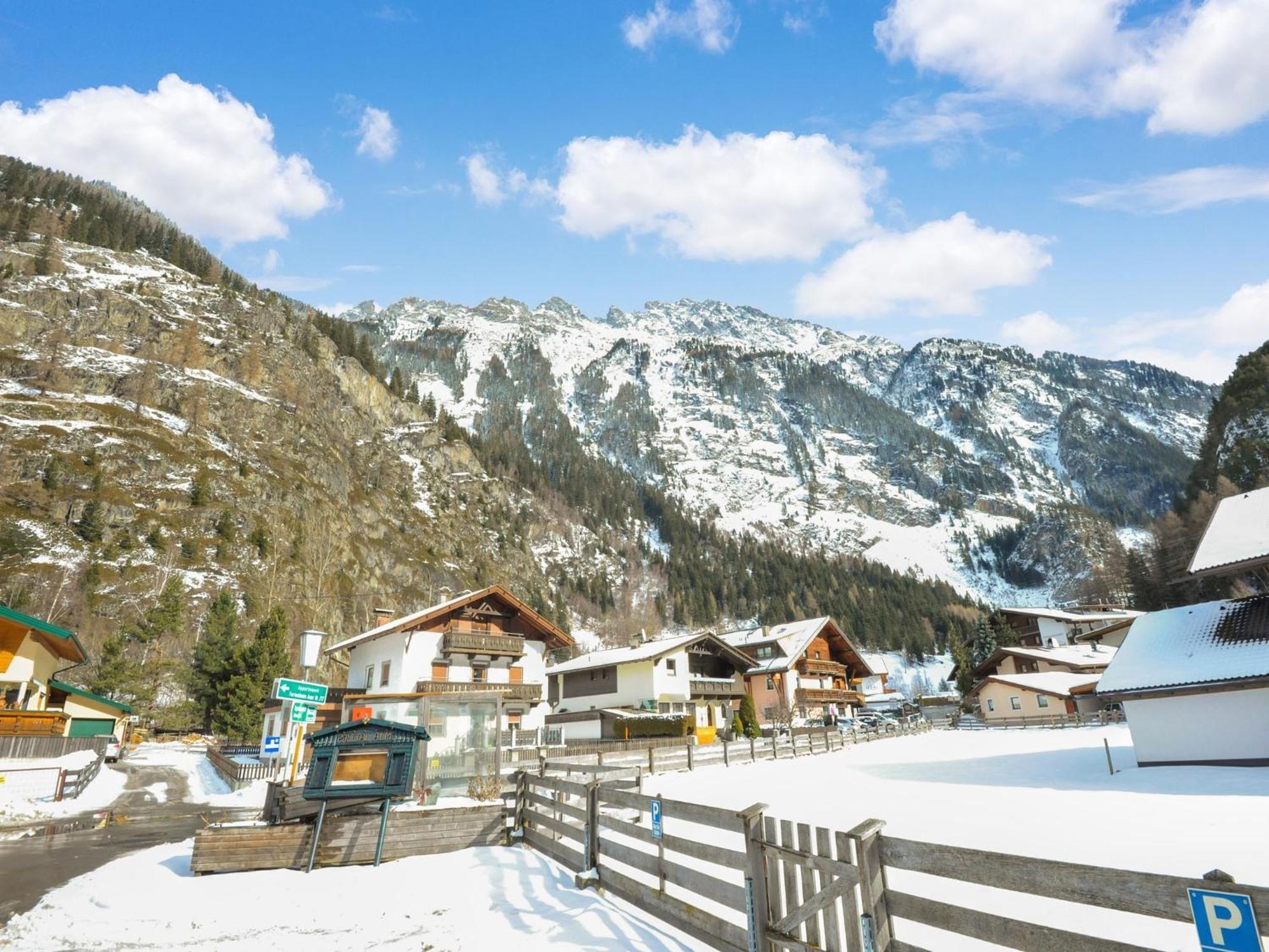 Comfortable Apartment In L Ngenfeld With Ski Storage แลงเงนเฟลด์ ภายนอก รูปภาพ