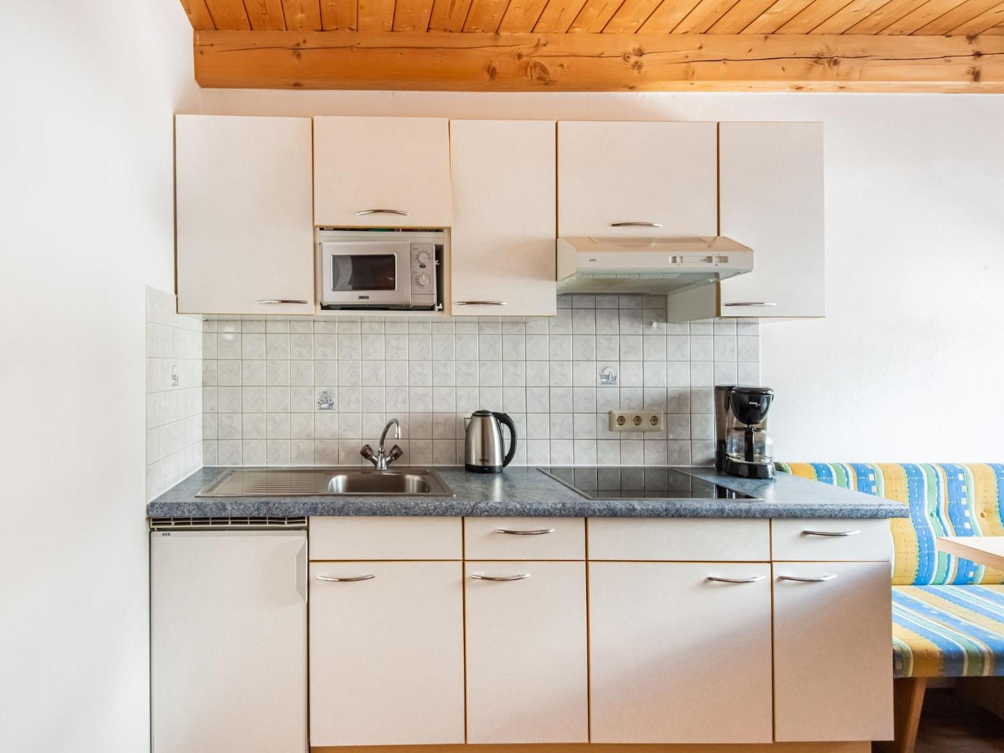 Comfortable Apartment In L Ngenfeld With Ski Storage แลงเงนเฟลด์ ภายนอก รูปภาพ