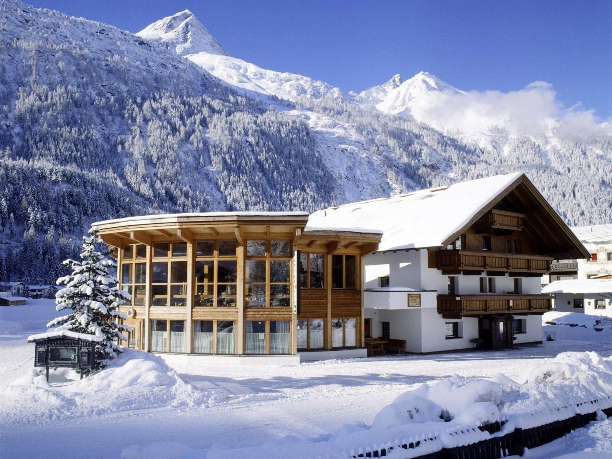 Comfortable Apartment In L Ngenfeld With Ski Storage แลงเงนเฟลด์ ภายนอก รูปภาพ