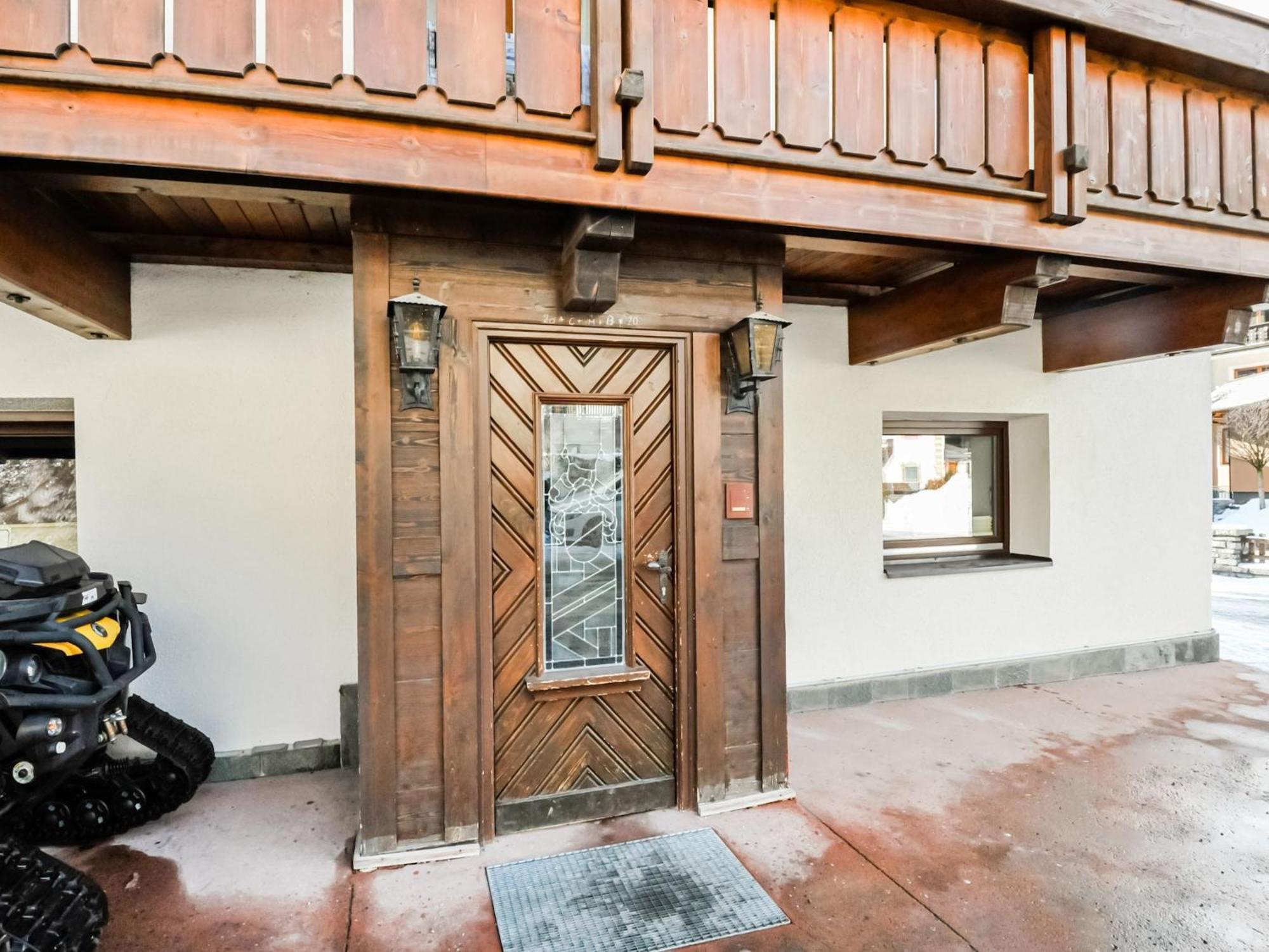 Comfortable Apartment In L Ngenfeld With Ski Storage แลงเงนเฟลด์ ภายนอก รูปภาพ